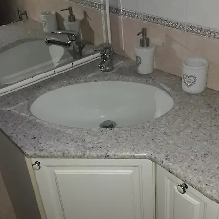 Appartement Ground Floor,top Level