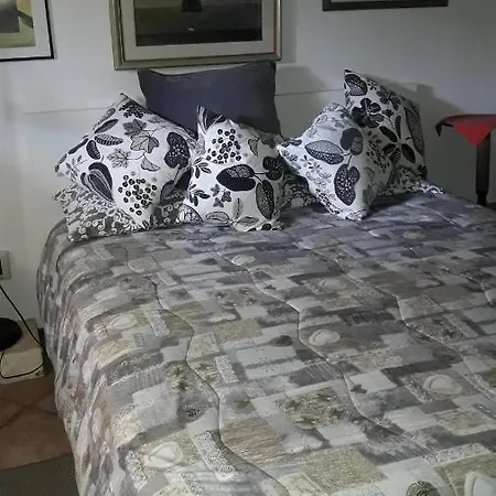 Ground Floor,top Level Apartment *