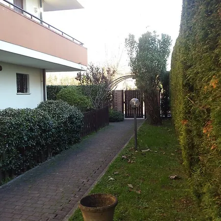 Apartment Ground Floor,top Level *